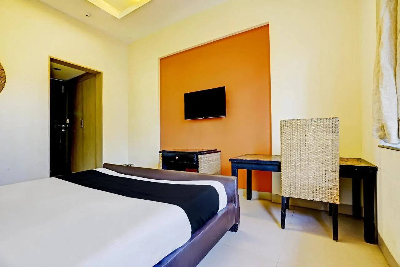 Отель Capital O Kov082 Country Club Hospitality Ковалам Индия